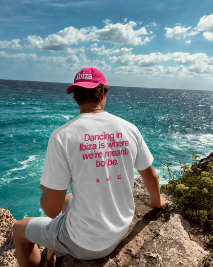 Dancing in Ibiza - Magenta